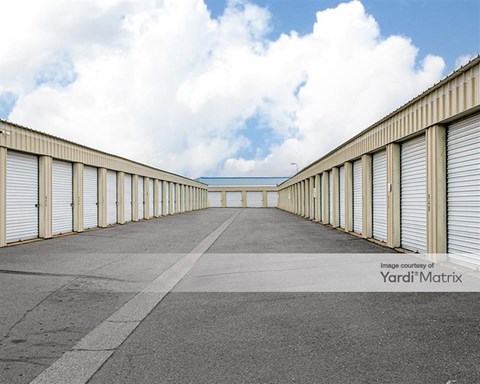 Storage Units for Rent available at 330 Earhart Street, Medford, OR 97501