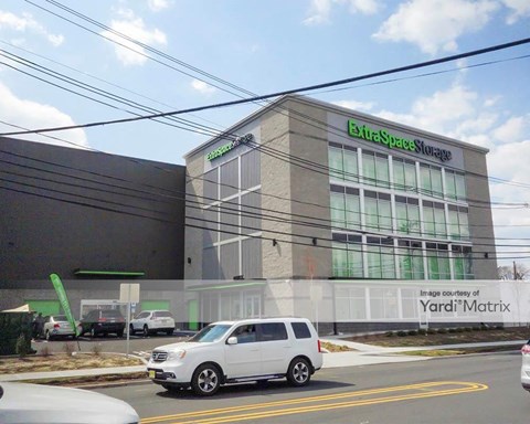 Storage Units for Rent available at 530 Chancellor Avenue, Irvington, NJ 07111