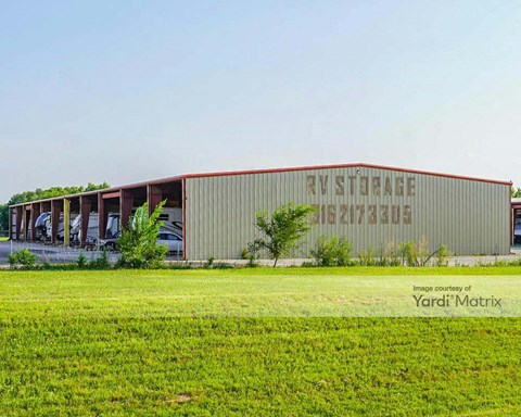 Storage Units for Rent available at 101 West US-50, Newton, KS 67114