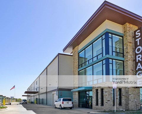 Storage Units for Rent available at 13389 US 90, San Antonio, TX 78245