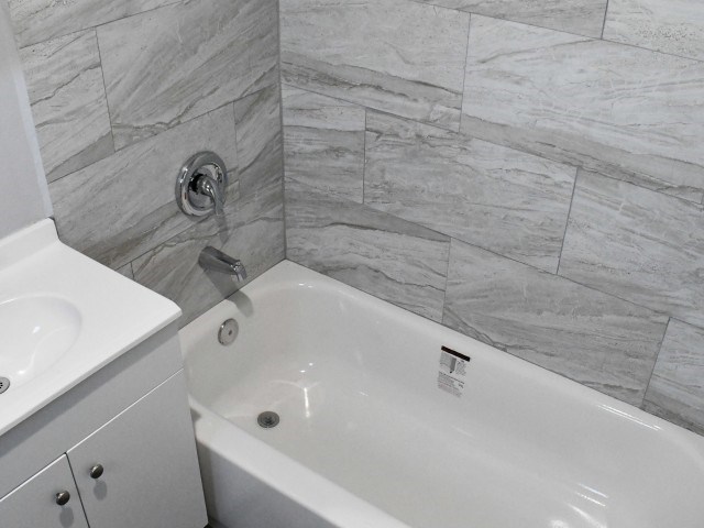 Source URL: https://medialibrarycf.entrata.com/13886/MLv3/3/27/2024/07/25/113040/23737_100042063_5e62dbcbad8d88.92301080970.jpg