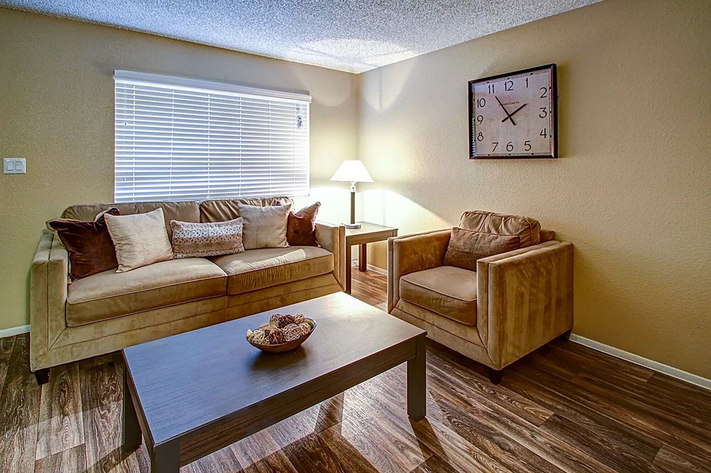 Source URL: https://medialibrarycf.entrata.com/13886/MLv3/3/27/2025/02/22/014337/67b98e39642945.32559995987.jpg