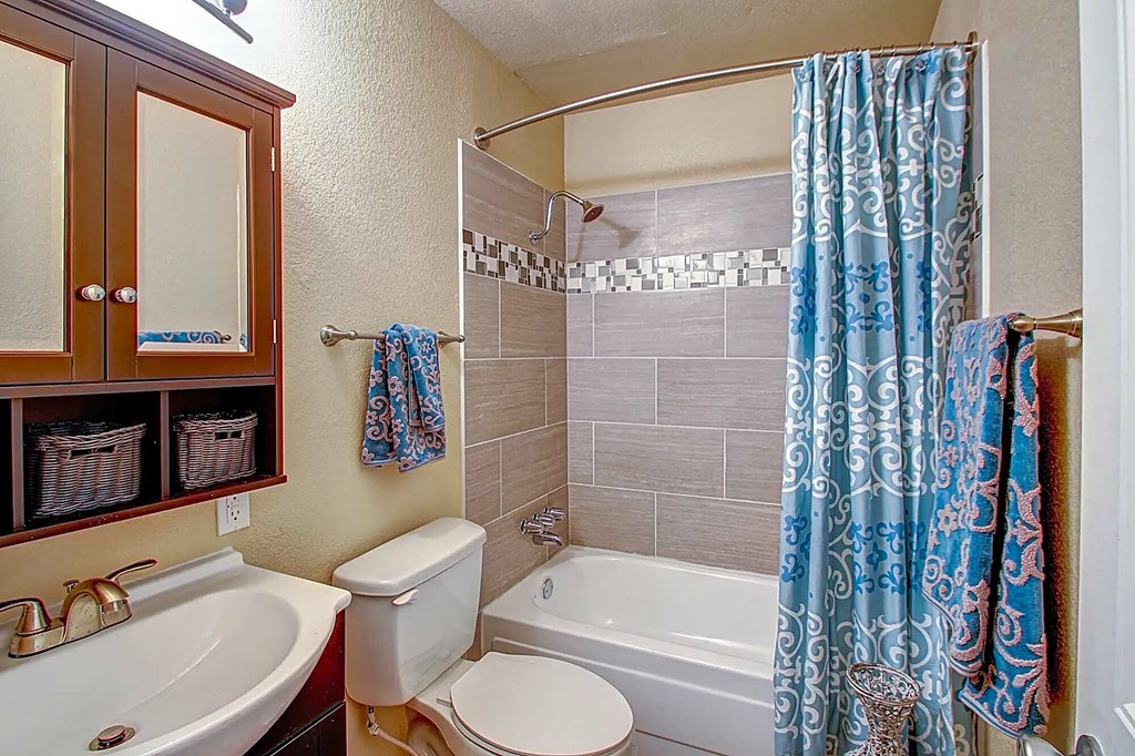 Source URL: https://medialibrarycf.entrata.com/13886/MLv3/3/27/2025/02/22/014500/67b98e8c254a52.58424122264.jpg