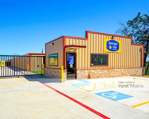 Storage Units for Rent available at 8818 North Main Street, Baytown, TX 77521