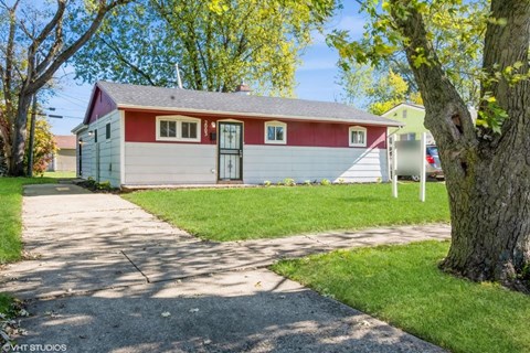 2003 Wright St. 4 Beds Apartment for Rent