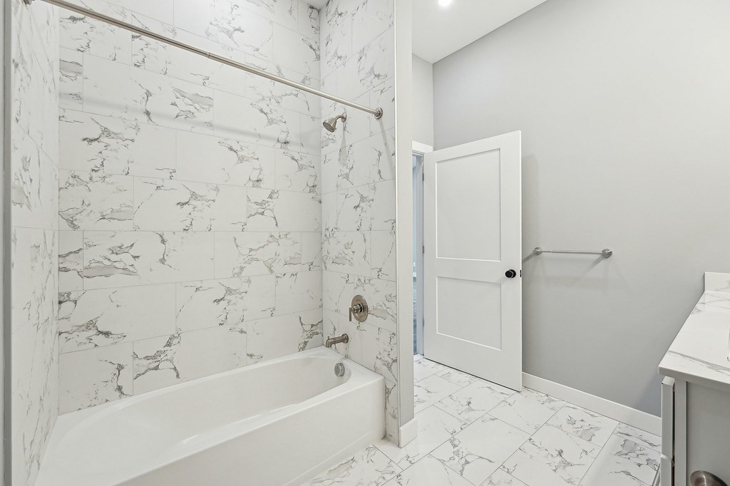 Source URL: https://medialibrarycf.entrata.com/18901/MLv3/3/27/2025/04/04/112257/67f015716ba8f0.04055749269.jpg