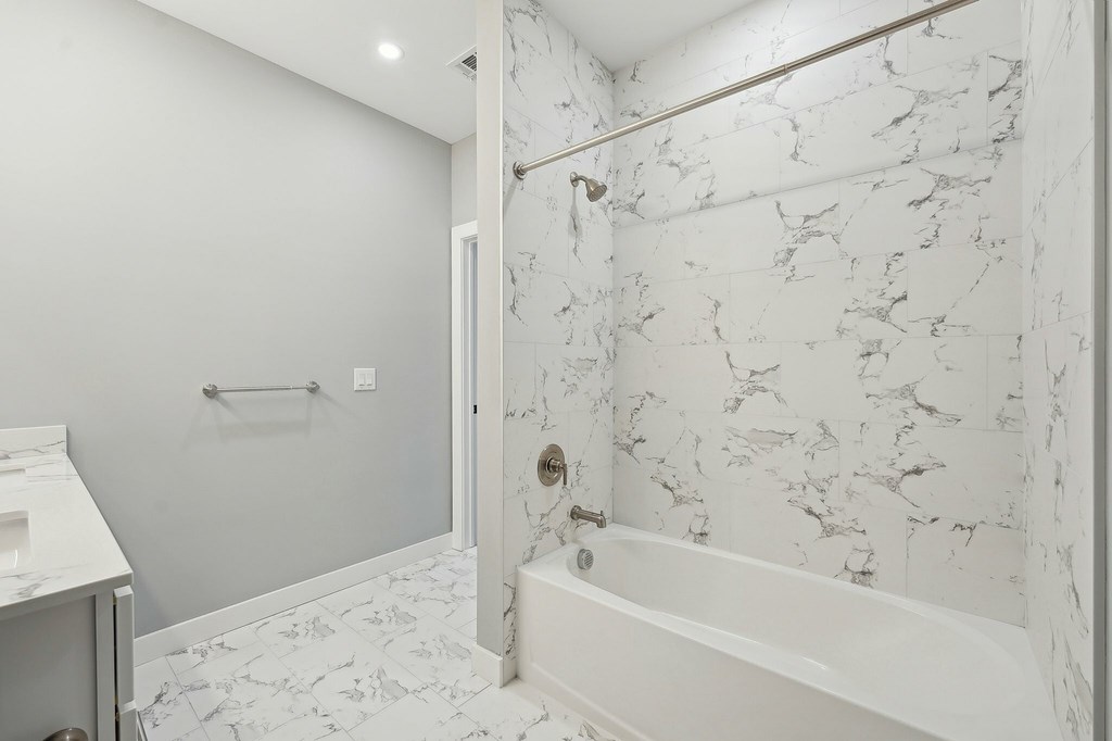 Source URL: https://medialibrarycf.entrata.com/18901/MLv3/3/27/2025/04/04/112311/67f0157e97fe28.44981748926.jpg