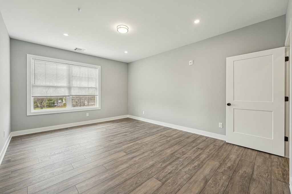 Source URL: https://medialibrarycf.entrata.com/18901/MLv3/3/27/2025/04/04/112313/67f015817cdbf4.92095264620.jpg