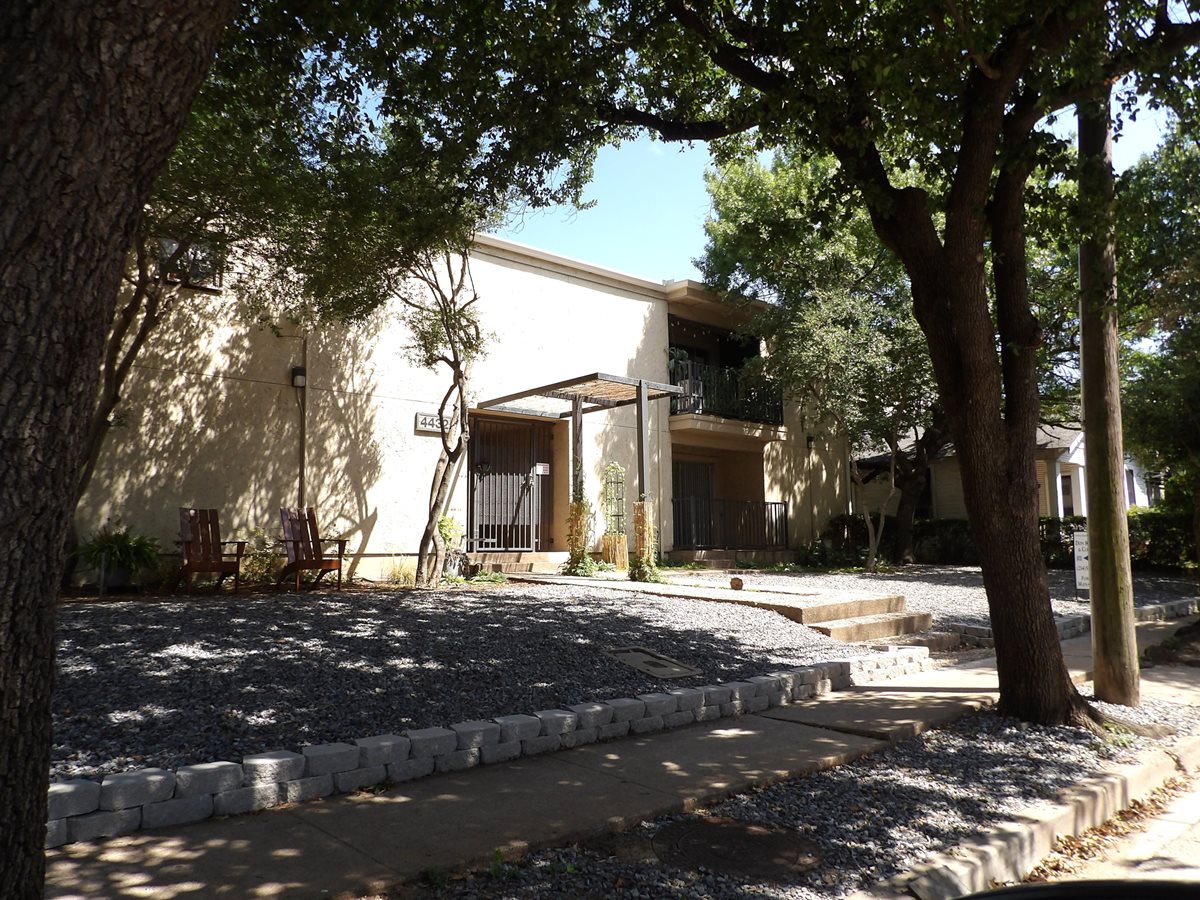 4432 Buena Vista St #102 Apartments