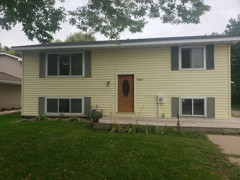 9867 Heath Avenue South 4 Beds Apartment for Rent