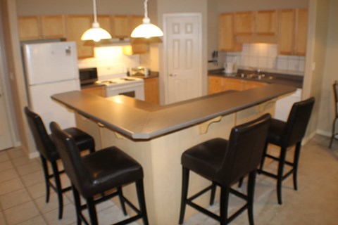 106 1095 Timberline Drive 2 Beds Apartment for Rent