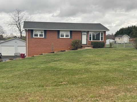 3707 E Mountain View Rd 3 Beds Apartment for Rent