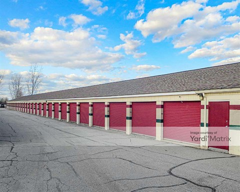 Storage Units for Rent available at 3124 Kochville Road, Saginaw, MI 48604