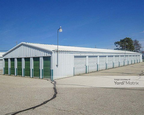 Storage Units for Rent available at 6105 State Street, Saginaw, MI 48603