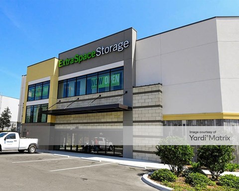 Storage Units for Rent available at 292 West Central Pkwy, Altamonte Springs, FL 32714