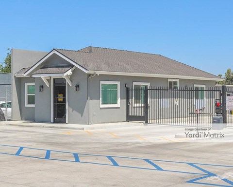Storage Units for Rent available at 15750 Ave. 296, Visalia, CA 93292
