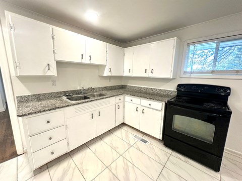 105 Gay Street 2 Beds House for Rent - Photo Gallery 10