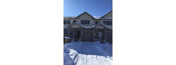 3/2.5 1320 sqft