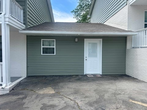 Riverview Apartments