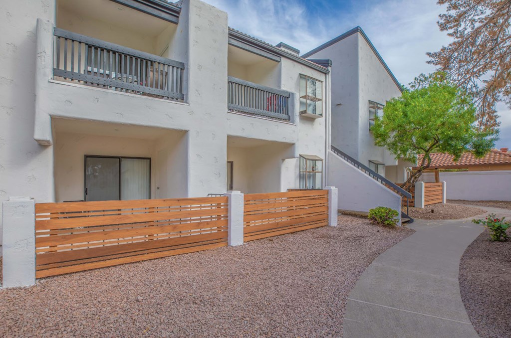 at Tides at Chandler, Chandler, AZ