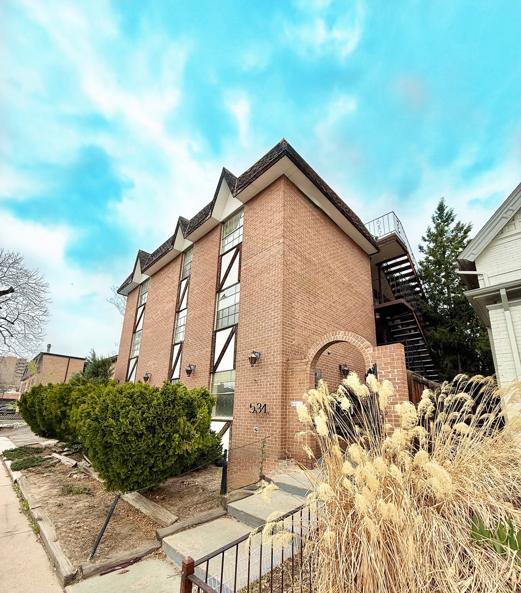 Source URL: https://medialibrarycf.entrata.com/100130/MLv3/3/27/2025/04/13/044532/67fc3e8b4272c5.38469053530.jpg