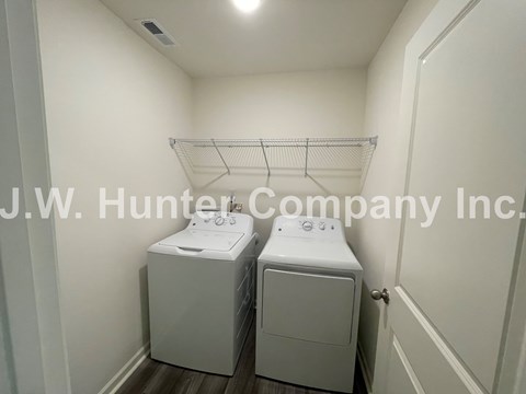 3405-D BAYBROOKE DRIVE W 3 Beds Apartment for Rent