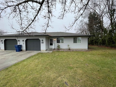 1414 North Mamer Road 2 Beds Apartment for Rent