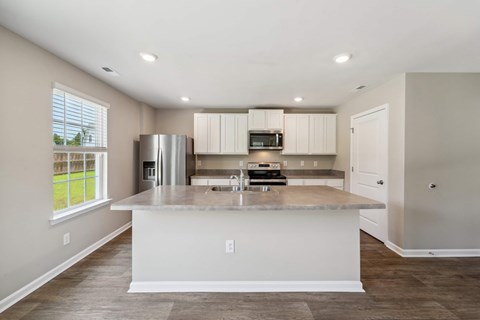 1140 Carteret Manor Drive 4 Beds Apartment for Rent