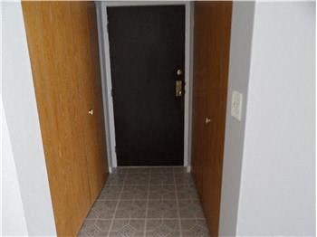 STE 12 2 Beds Apartment for Rent