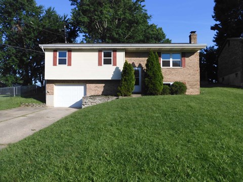 8442 Summer Place 3 Beds Apartment for Rent