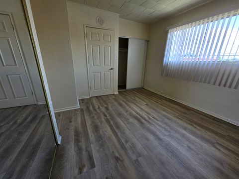 11509-11527 Adco Ave 1-3 Beds Apartment for Rent - Photo Gallery 6