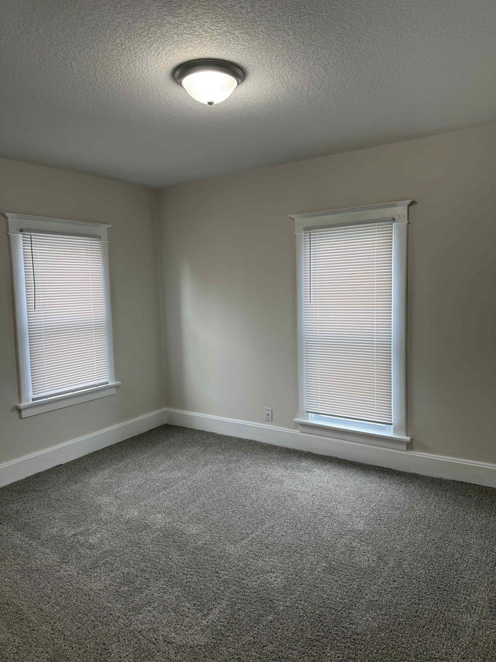 514 South Metcalf Street 3 Beds House for Rent - Photo Gallery 5