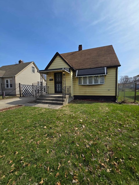 1127 Burr St. 2 Beds Apartment for Rent