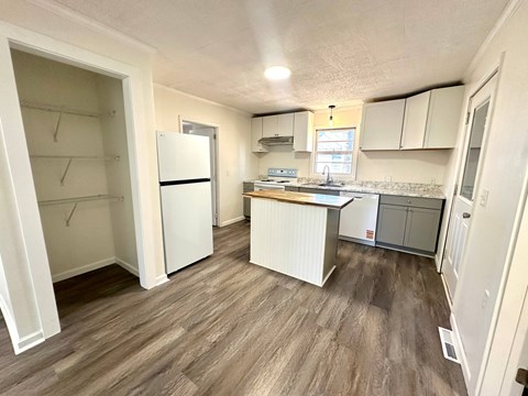 74 North Street 2 Beds Apartment for Rent