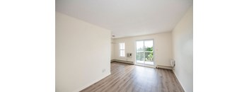 2 Bedrooms, 1 Bathroom