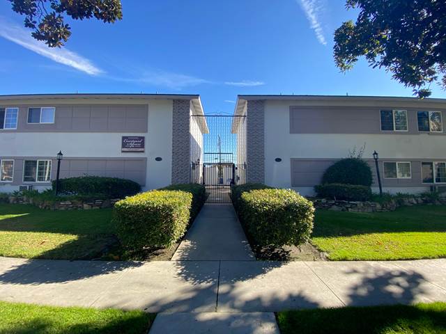 1-bedroom apartment at Palm Lane Apartment Homes in Anaheim, CA