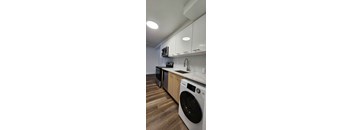 3 Bedrooms, 1 Bathroom