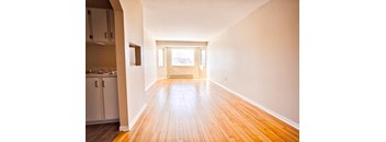 2 Bedrooms 1 Bathroom