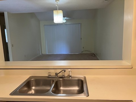 408 BATTERY CREEK RD APT 203 - NO PETS ALLOWED 2 Beds Apartment for Rent