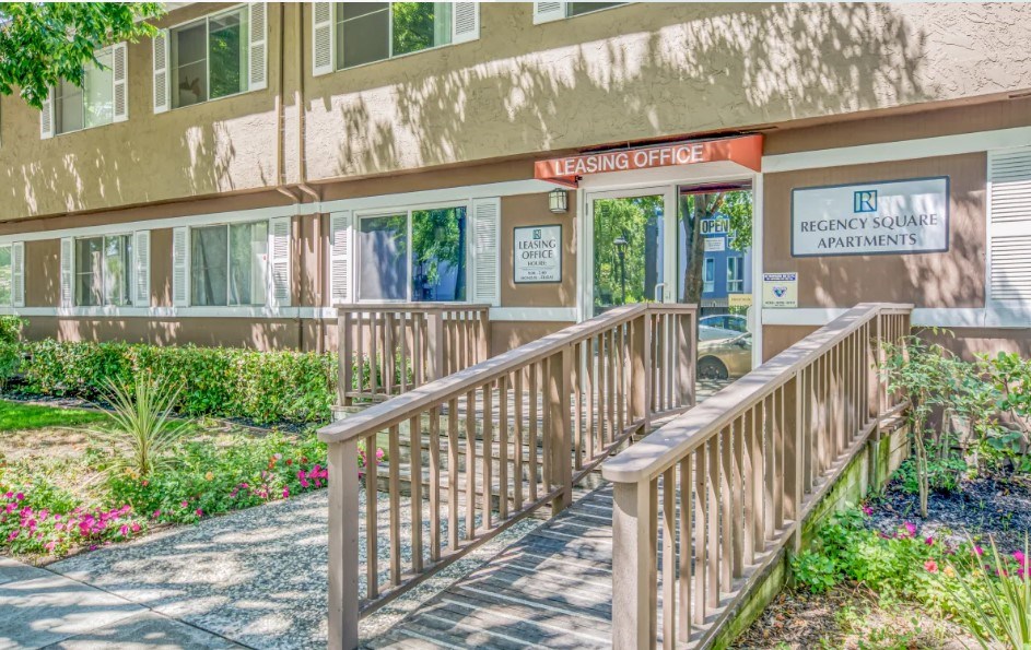 A leasing office for Regency Square Apartments is shown.