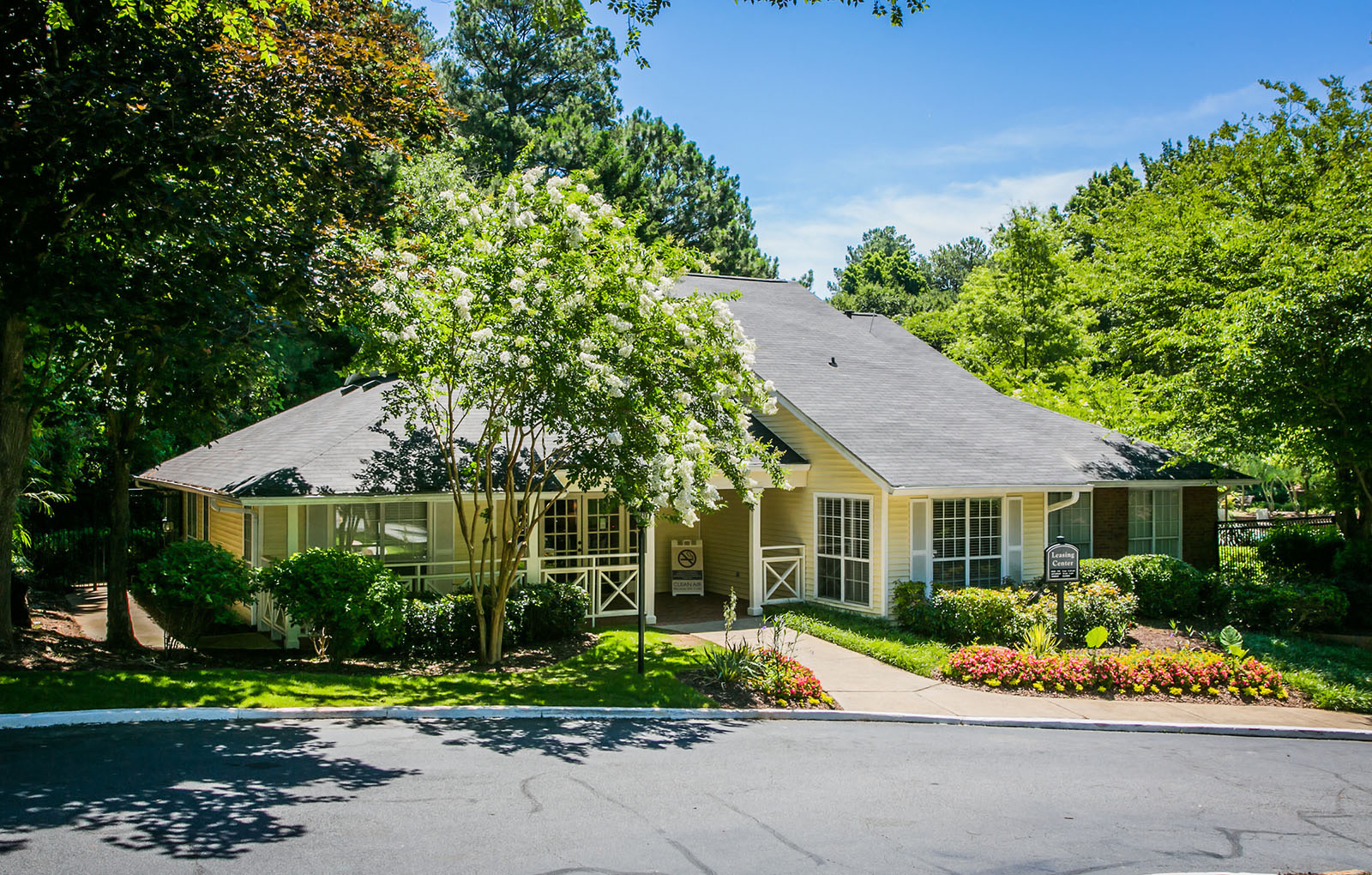 The Gardens Of East Cobb Apartment Homes Apartments In Marietta Ga