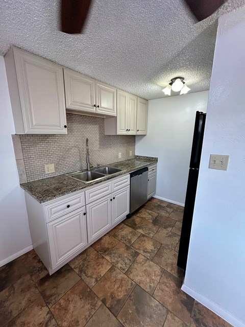 733 Miller Court 1-2 Beds Apartment, Conventional, Conventional, Conventional, Conventional, Conventional, Conventional for Rent - Photo Gallery 18