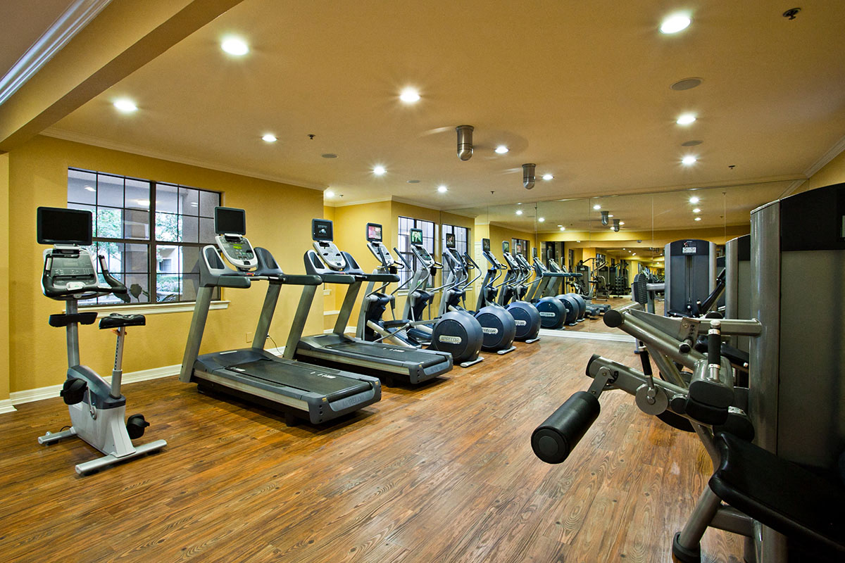 Dallas Apartments for Rent with Large Gym