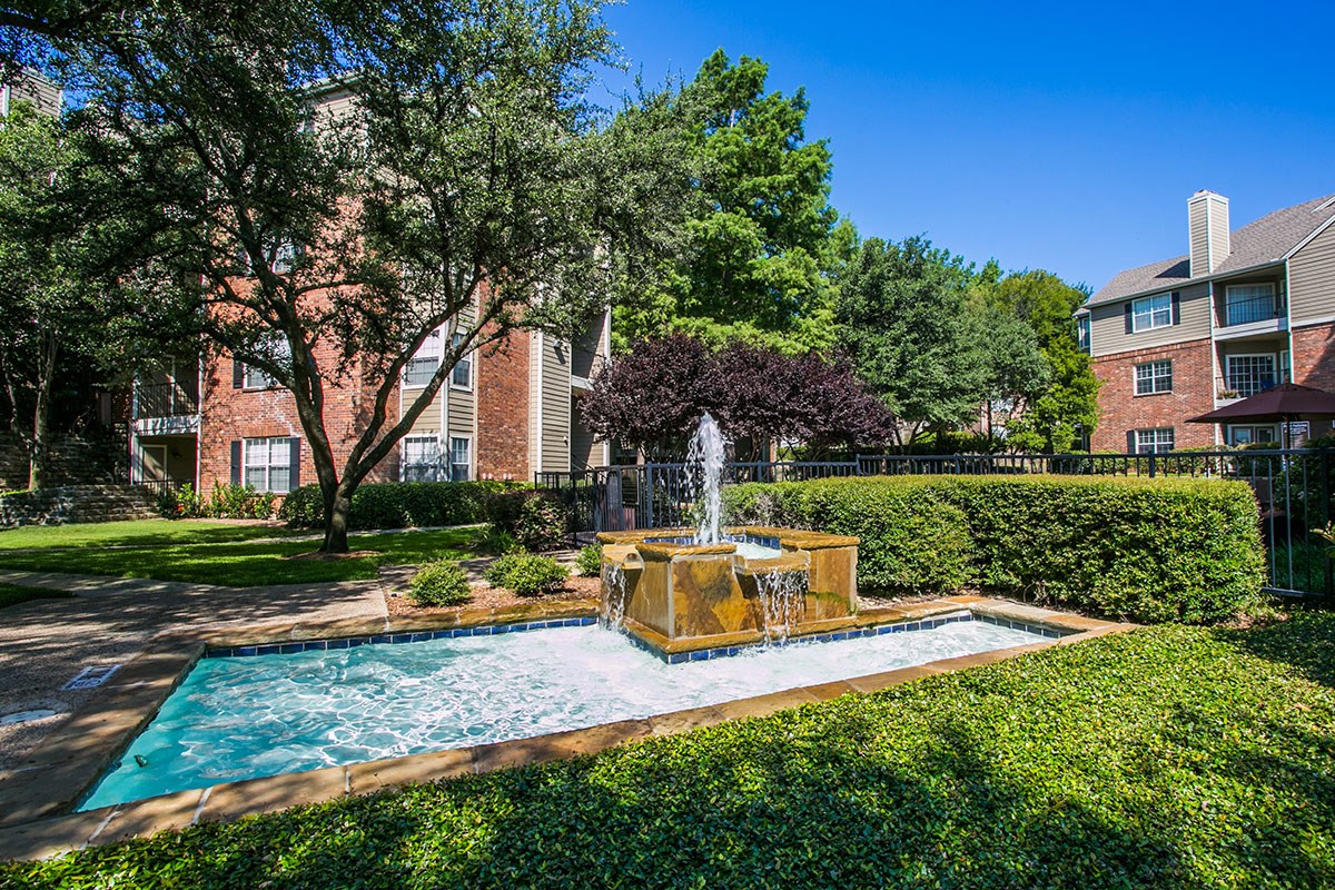 MacArthur Ridge Apartments, 10701 N. MacArthur Blvd., Irving, TX RentCafe