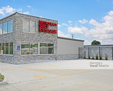 Storage Units for Rent available at 1430 Metro East Drive, Pleasant Hill, IA 50327