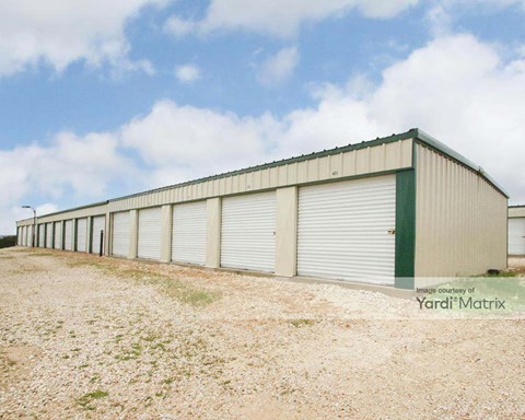 Storage Units for Rent available at 2700 North FM 56, Glen Rose, TX 76043