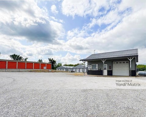 Storage Units for Rent available at 937 US Route 40 Frontage Road, Greenville, IL 62246