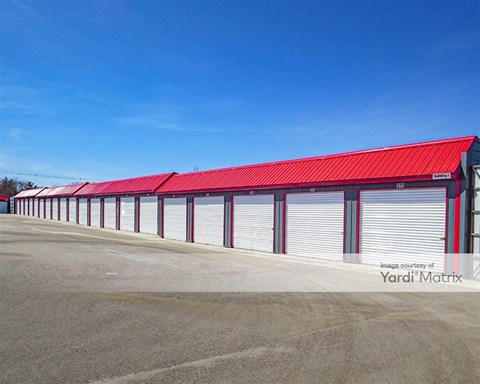 Storage Units for Rent available at 560 East 16Th Street, Holland, MI 49423