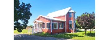 4/2 2400 sqft