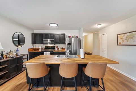 206 New Home Place 3 Beds Apartment for Rent